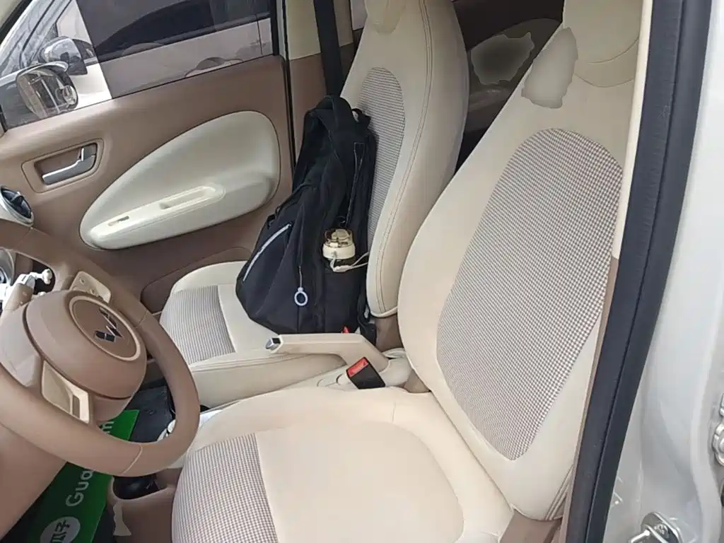Wuling MINIEV — миниатюра 15