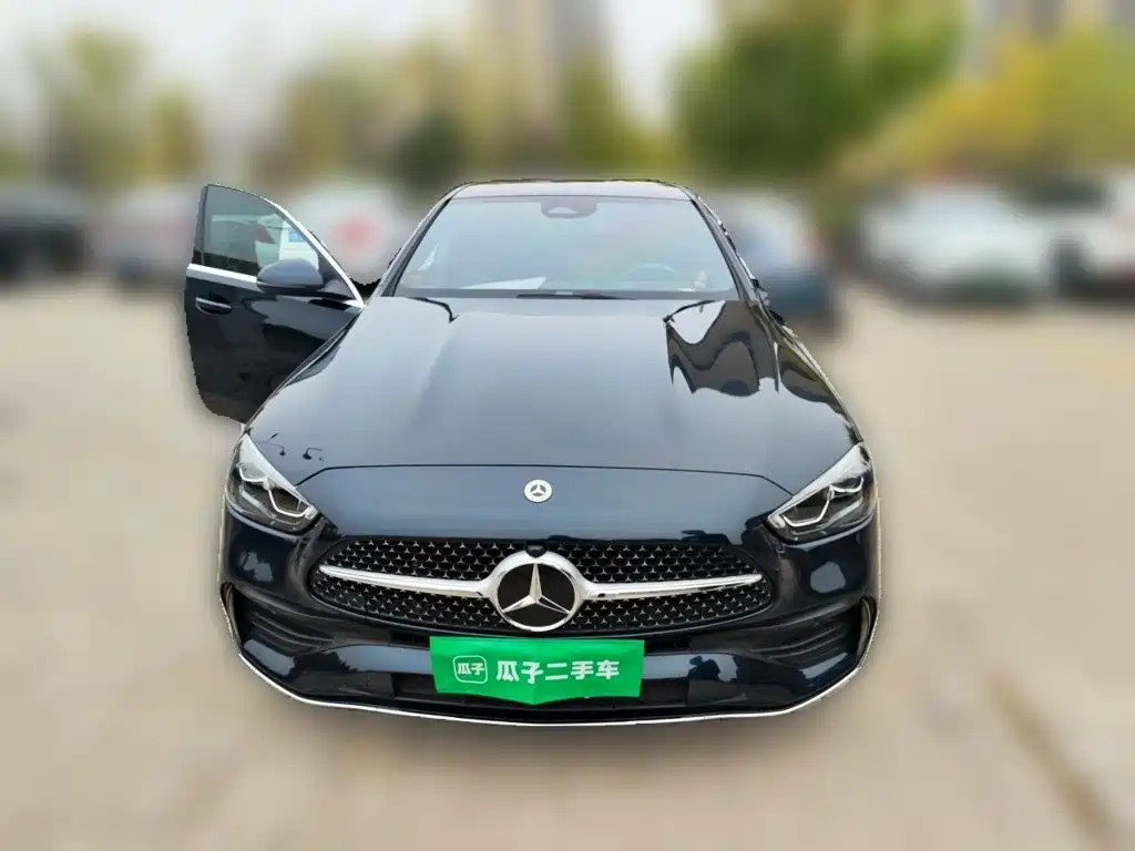 Mercedes-Benz C-Class — миниатюра 2