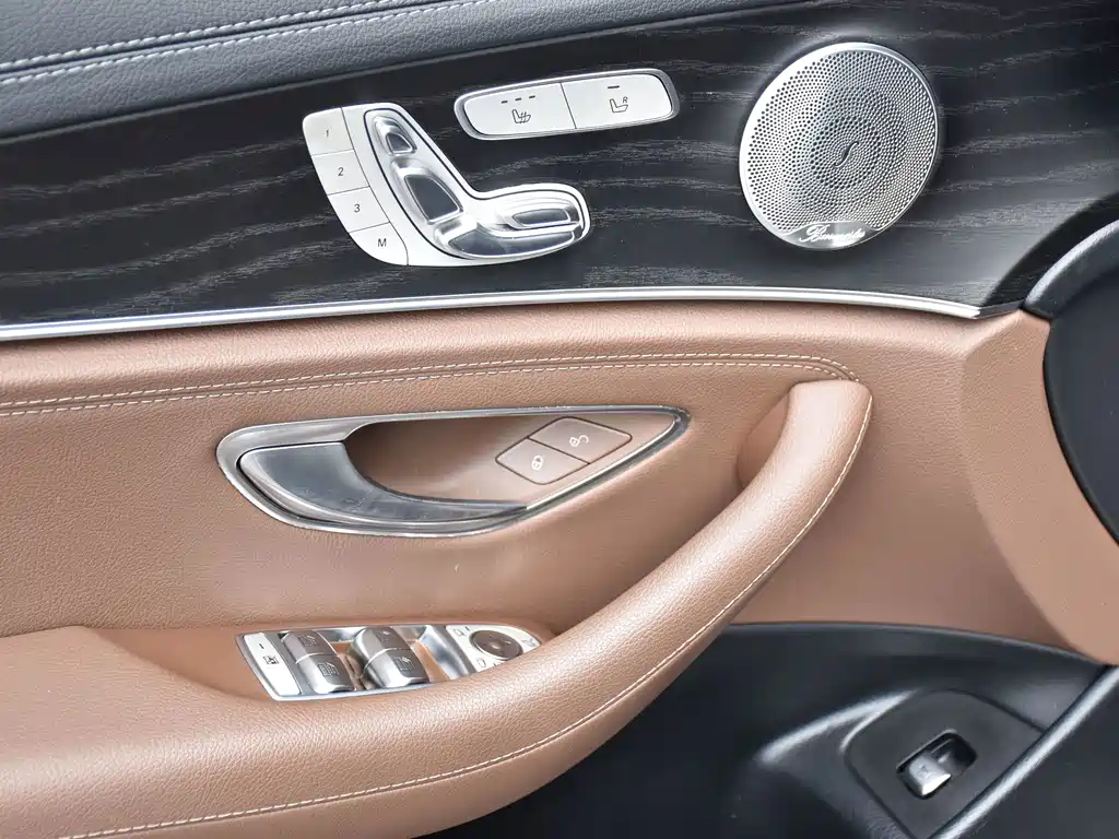 Mercedes-Benz E-Class E 2020 E 300 L Sport