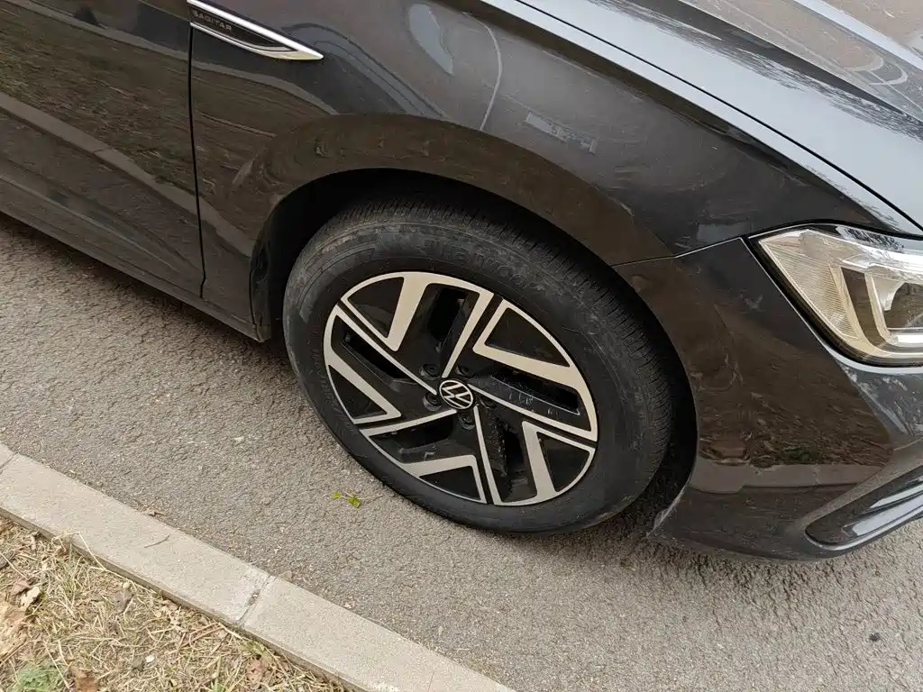 Volkswagen Sagitar — миниатюра 8