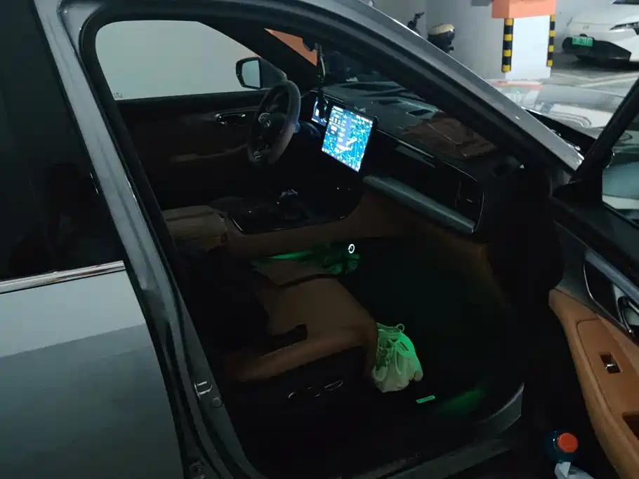 GAC Motor Trumpchi ES9 — миниатюра 8