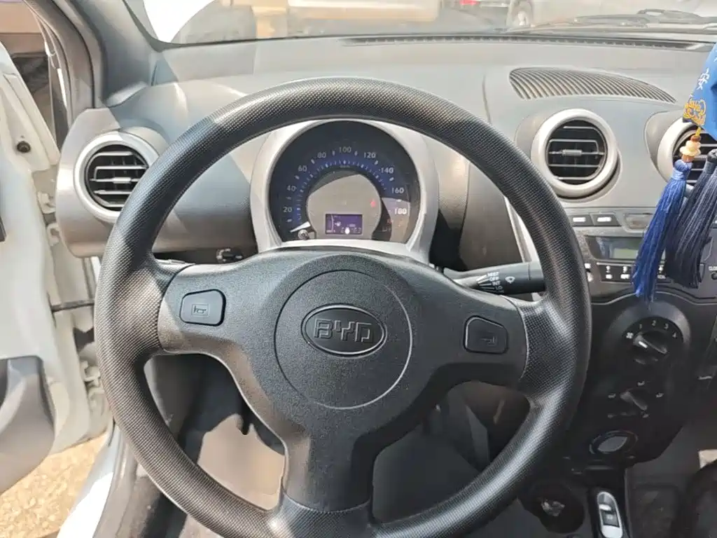 BYD F0 — миниатюра 11