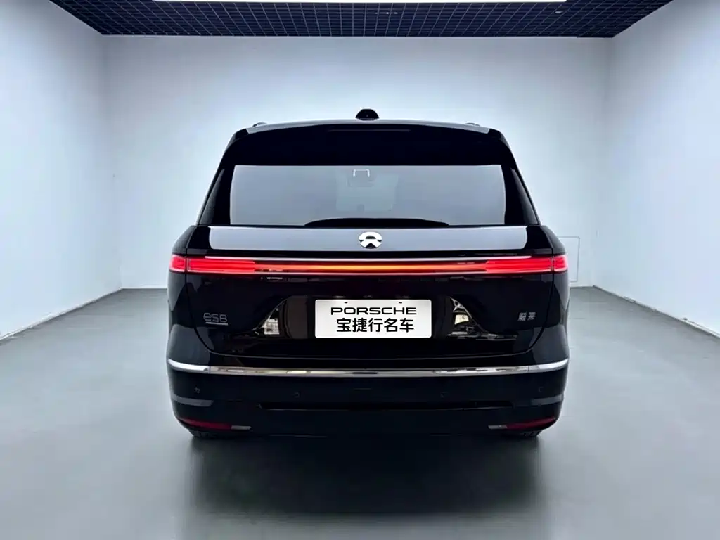 NIO ES8 — миниатюра 6