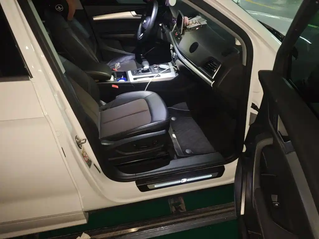 Audi Q5L — миниатюра 20