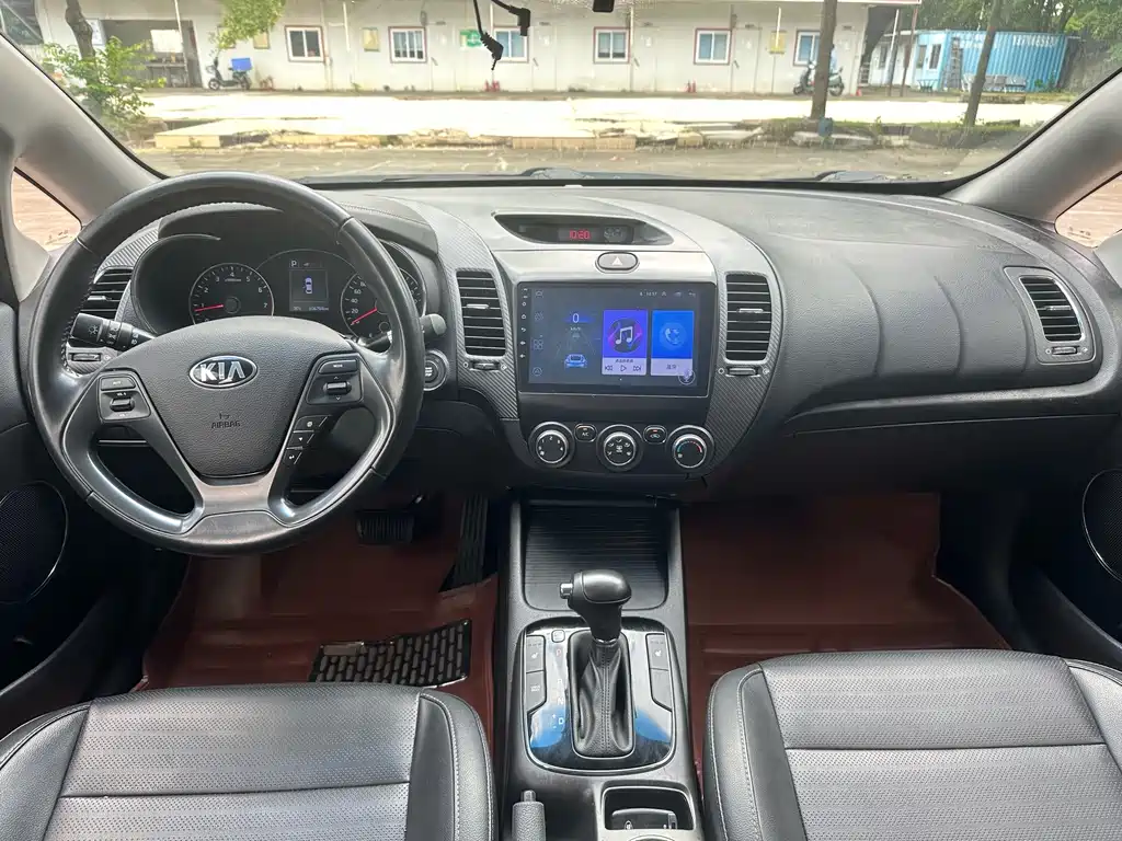 Kia K3 — миниатюра 9