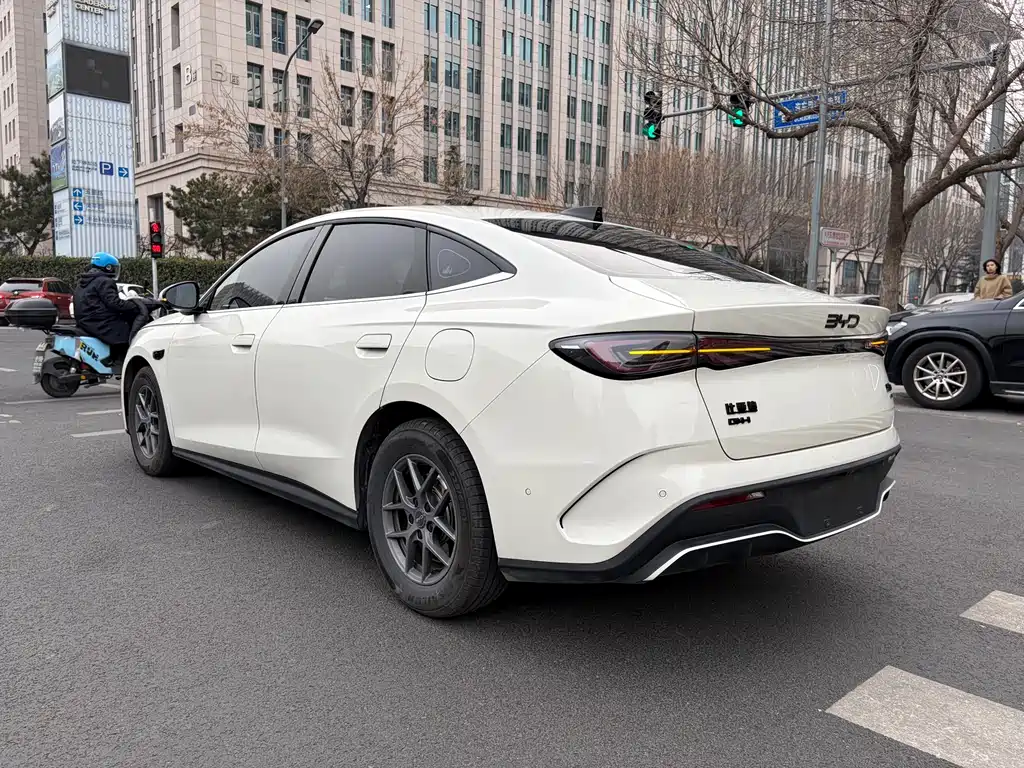 BYD SEAL 06 NEW ENERGY