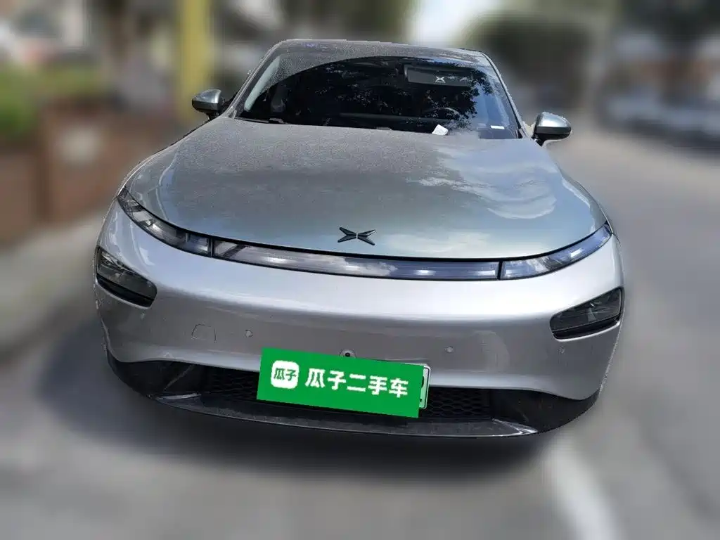XPeng P7 — миниатюра 24