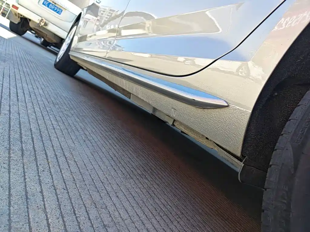 Audi A4L — миниатюра 22