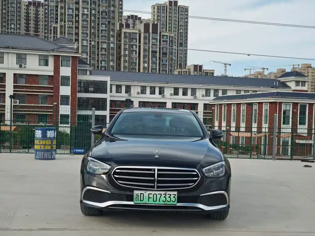 Mercedes-Benz E-Class New Energy — миниатюра 2