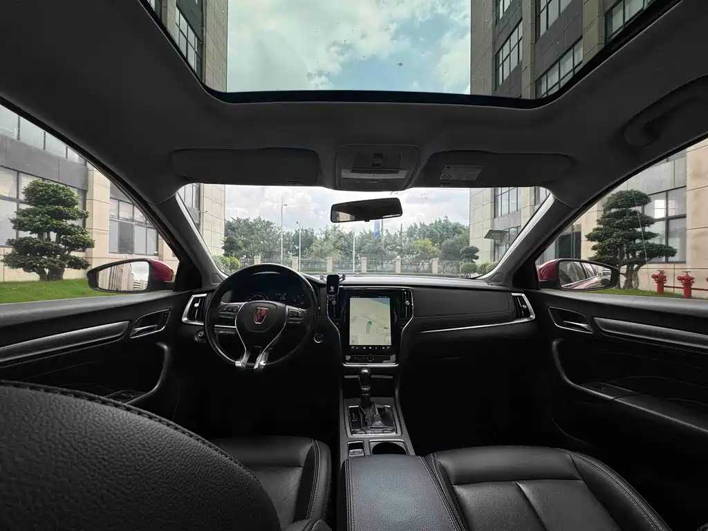Roewe i6 Classic — миниатюра 12