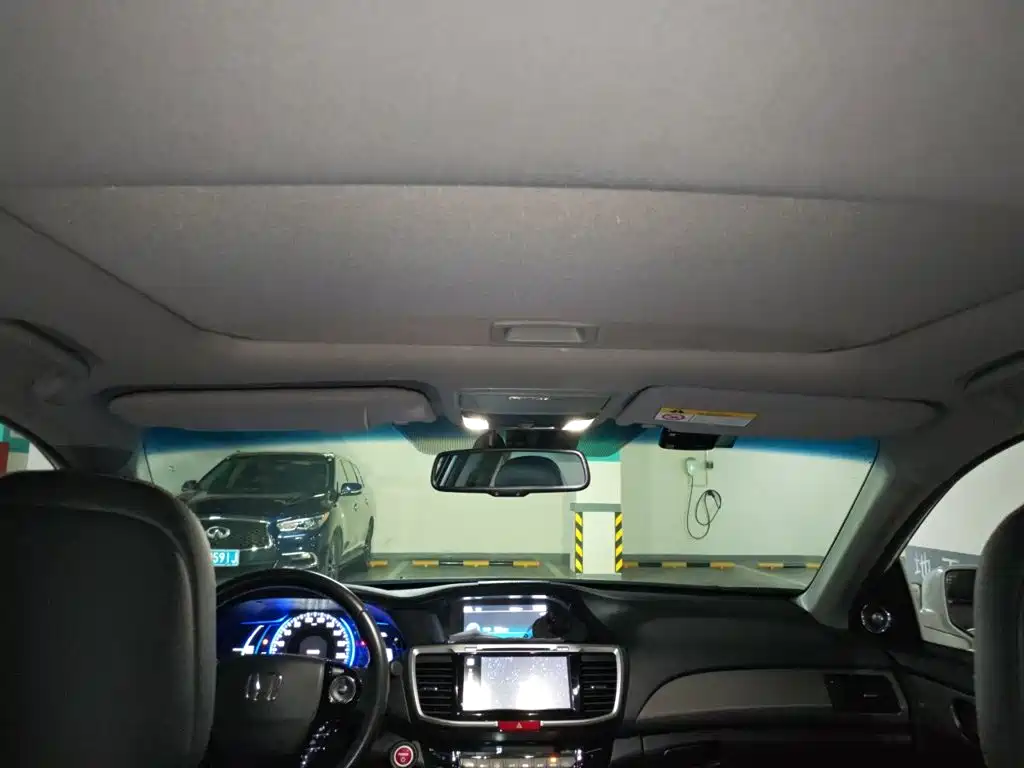 Honda Accord — миниатюра 9