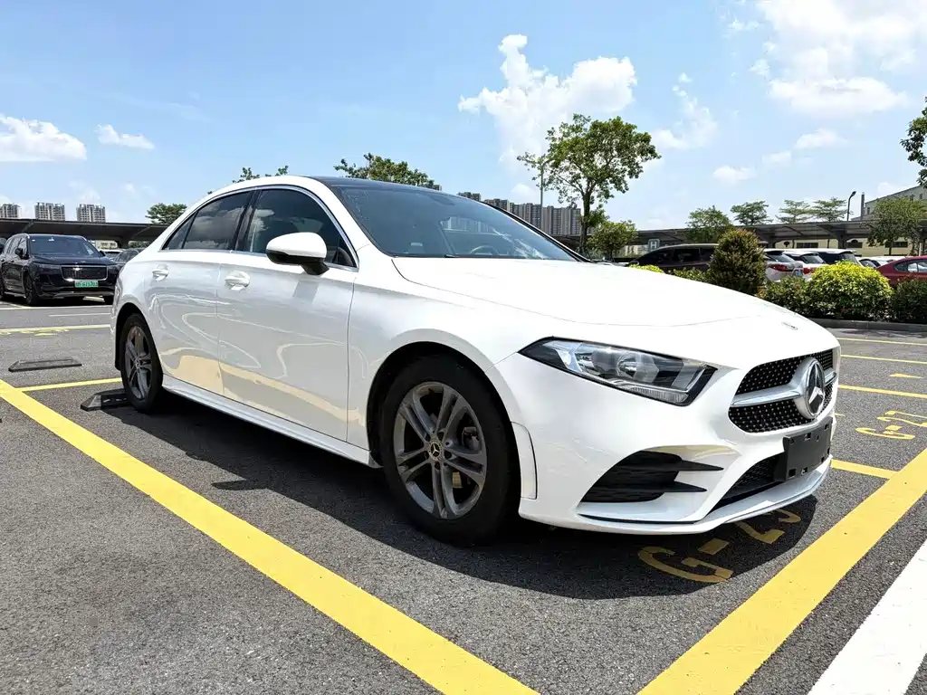Mercedes-Benz A-Class — миниатюра 3