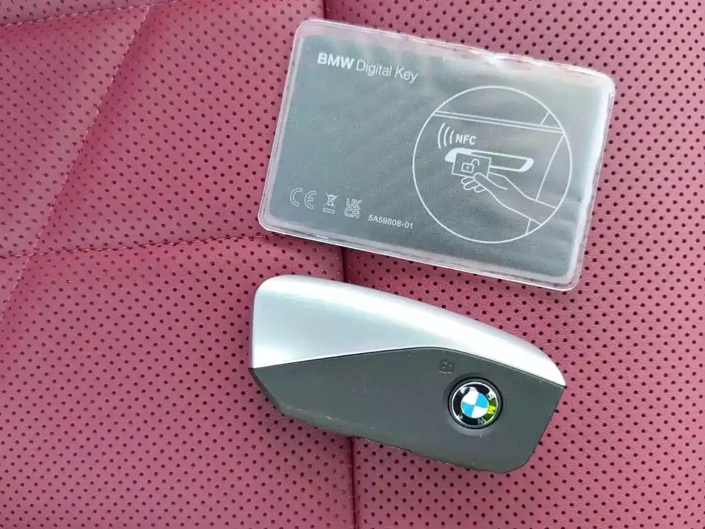 BMW i5 — миниатюра 15