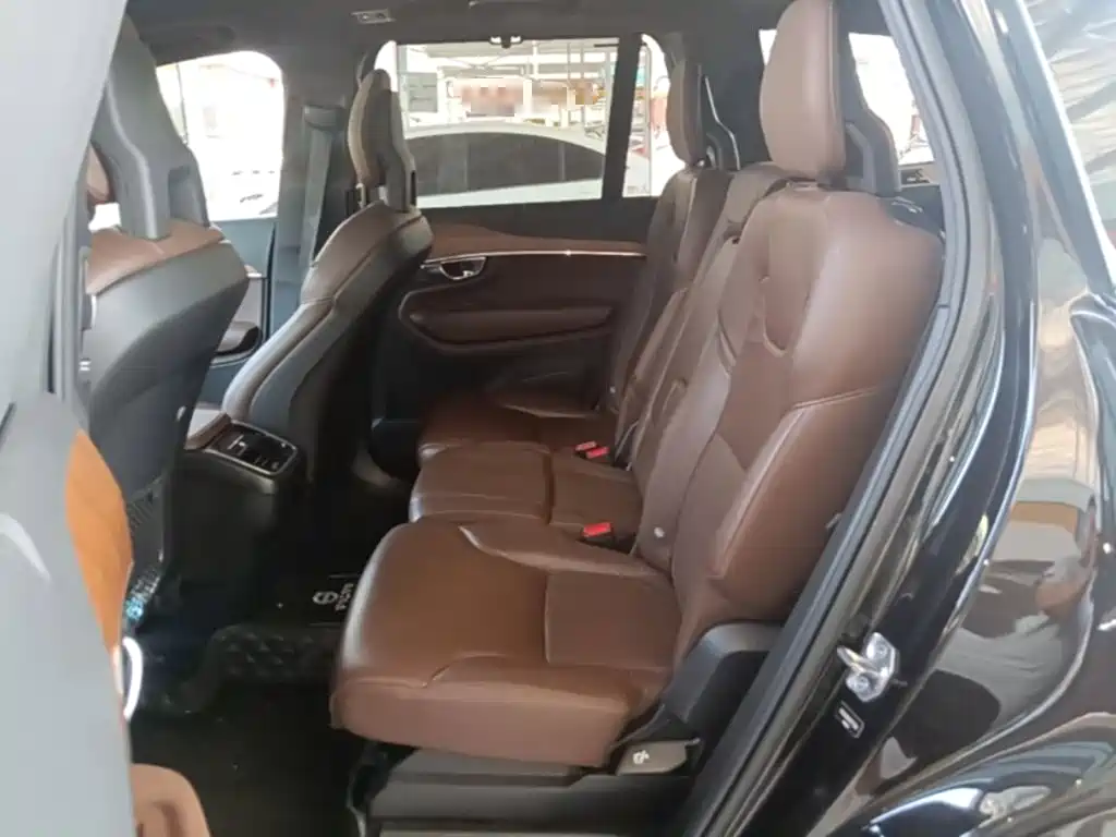 Volvo XC90 — миниатюра 17