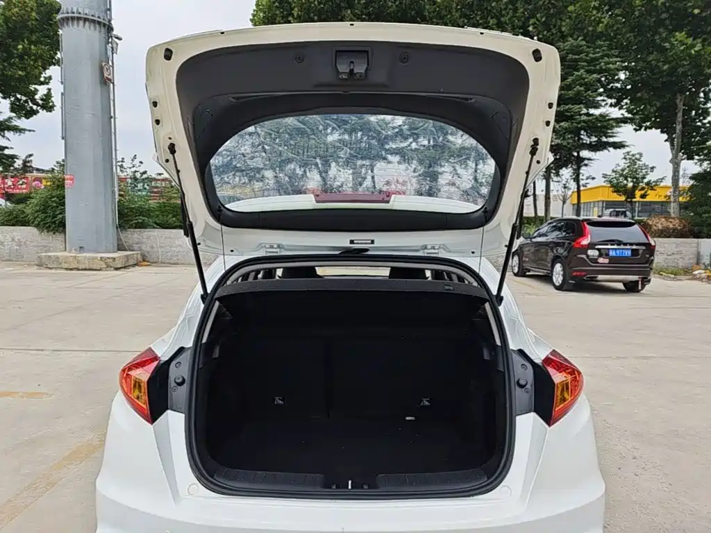 Changan Eado XT — миниатюра 19