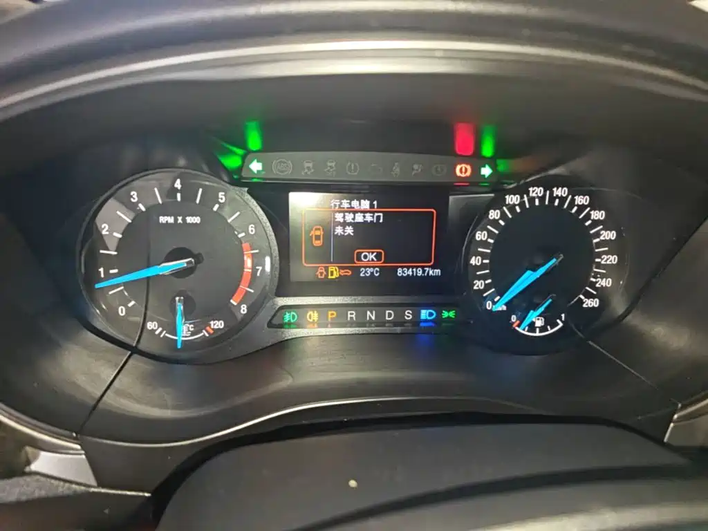 Ford Mondeo — миниатюра 12