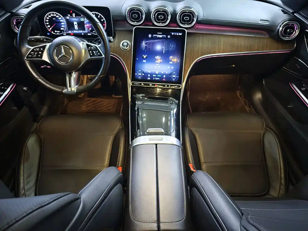 Mercedes-Benz C-Class — миниатюра 9