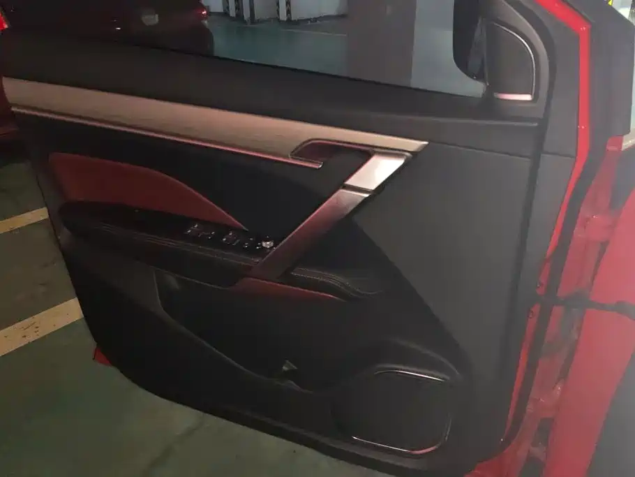 Geely Binyue — миниатюра 7
