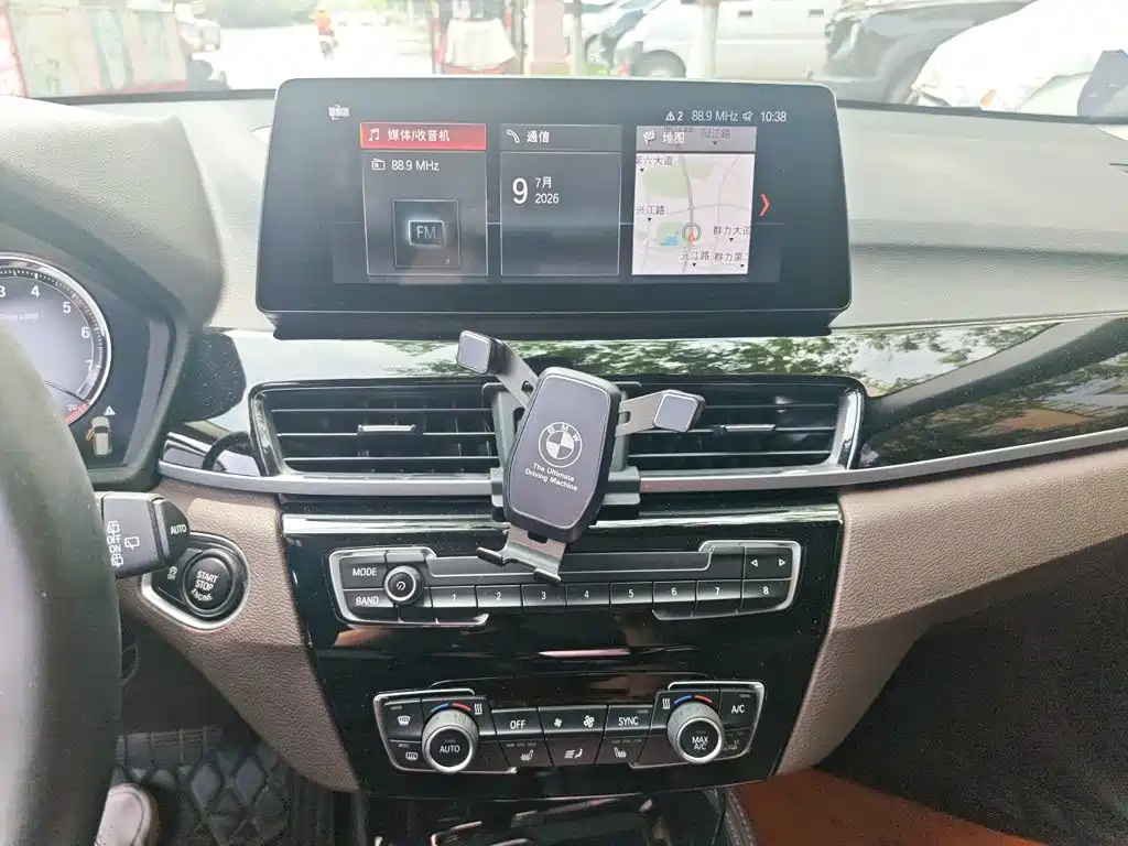 BMW X1 — миниатюра 9