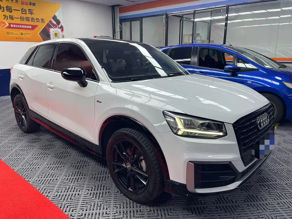 Audi Q2L — миниатюра 3