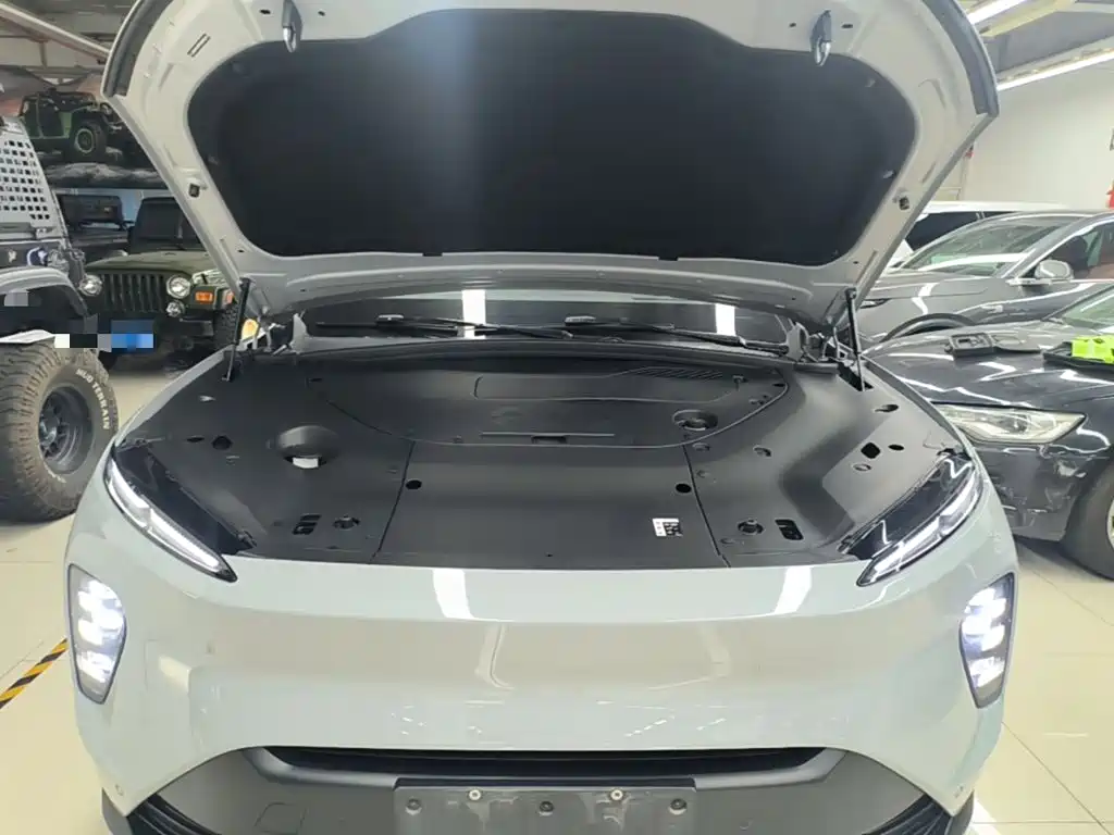 NIO ES8 — миниатюра 20