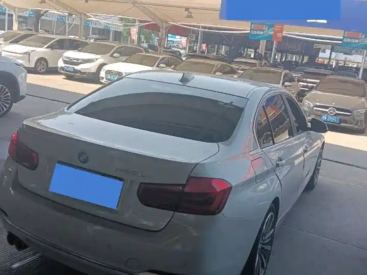 BMW 3 Series — миниатюра 12