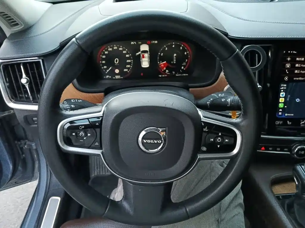 Volvo S90 — миниатюра 3