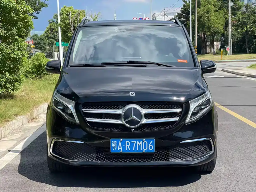 MERCEDES-BENZ V CLASS