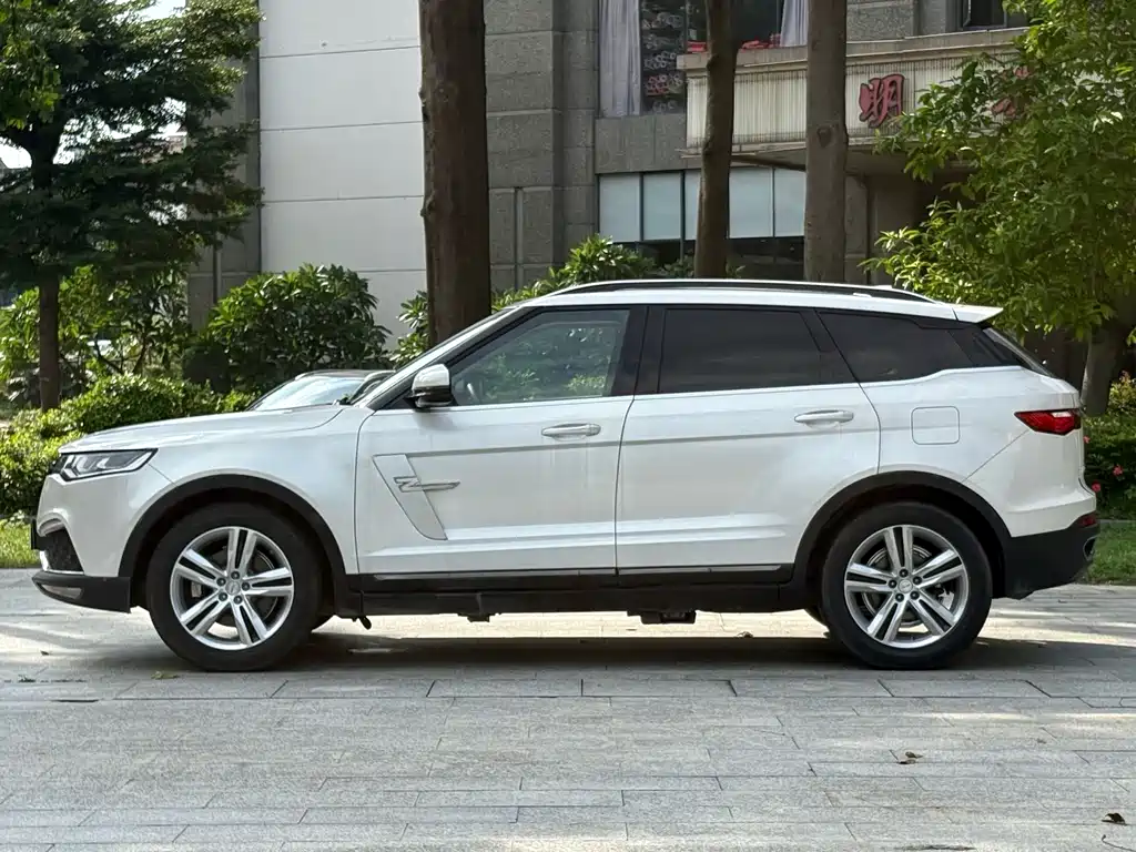 Zotye Zotye T700 — миниатюра 4
