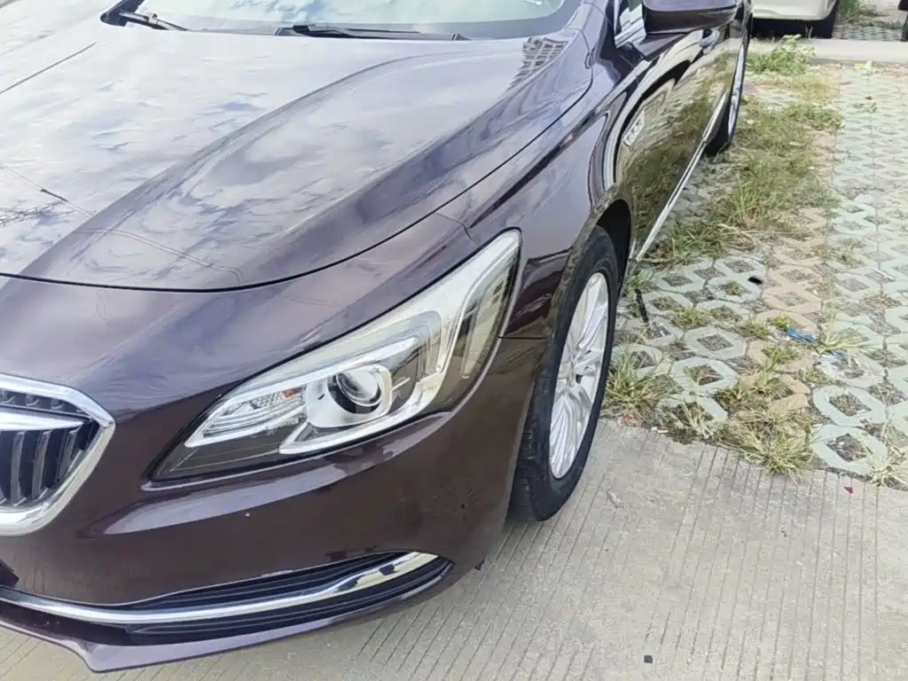 Buick LaCrosse — миниатюра 24
