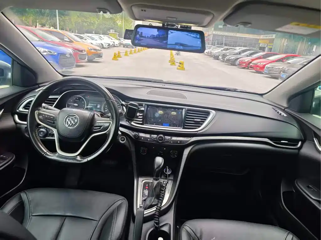 Buick Excelle — миниатюра 6