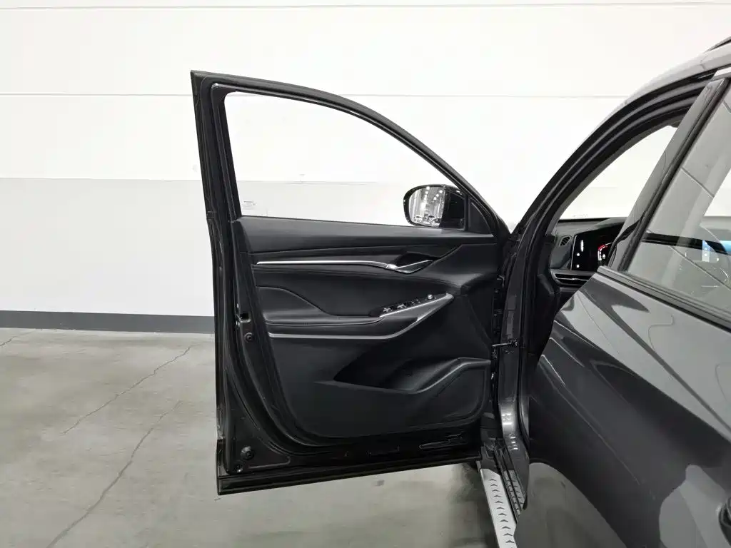 Changan Changan CS75PLUS — миниатюра 8