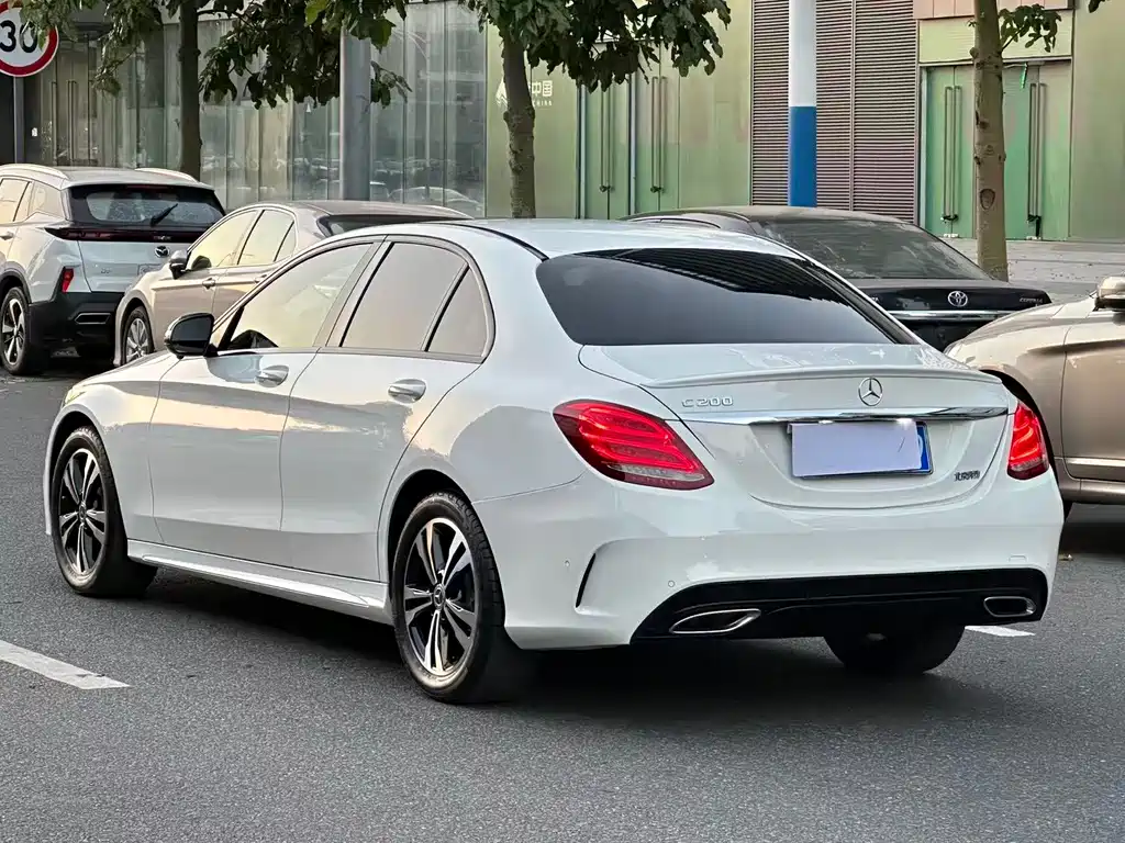 Mercedes-Benz C-Class — миниатюра 21