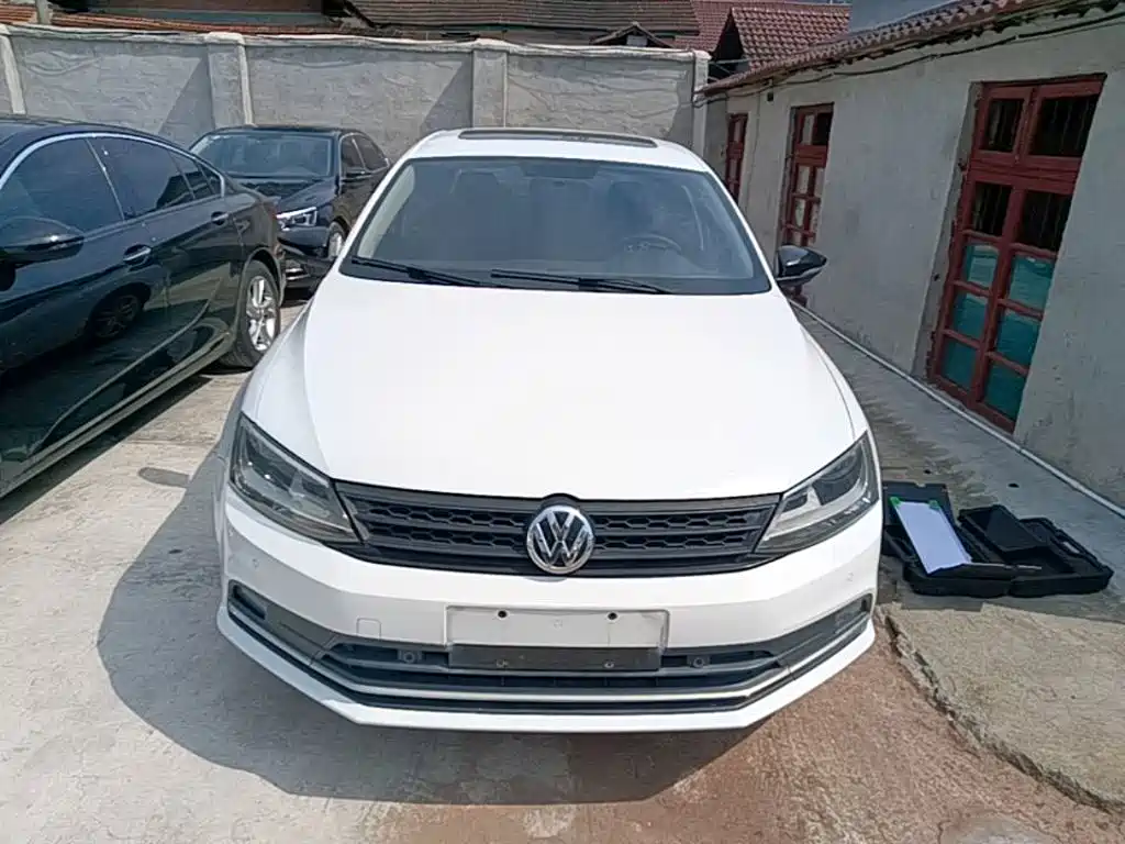 Volkswagen Sagitar — миниатюра 3