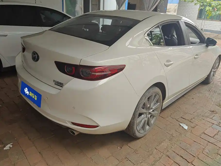 Mazda 3 Axela — миниатюра 3