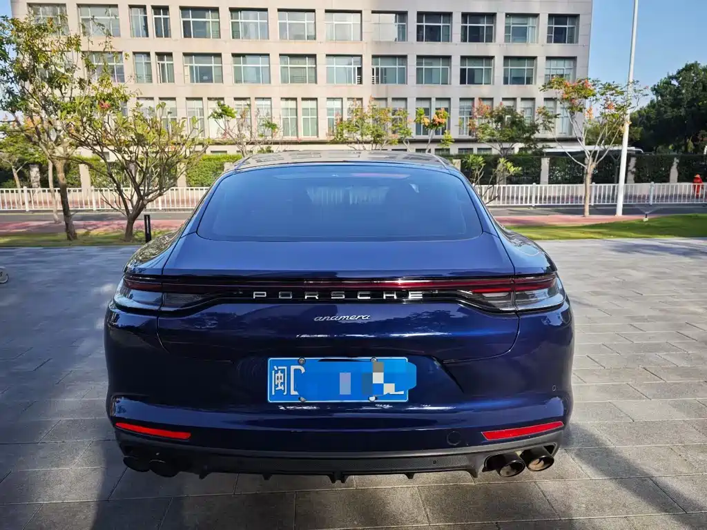 Porsche Panamera — миниатюра 5