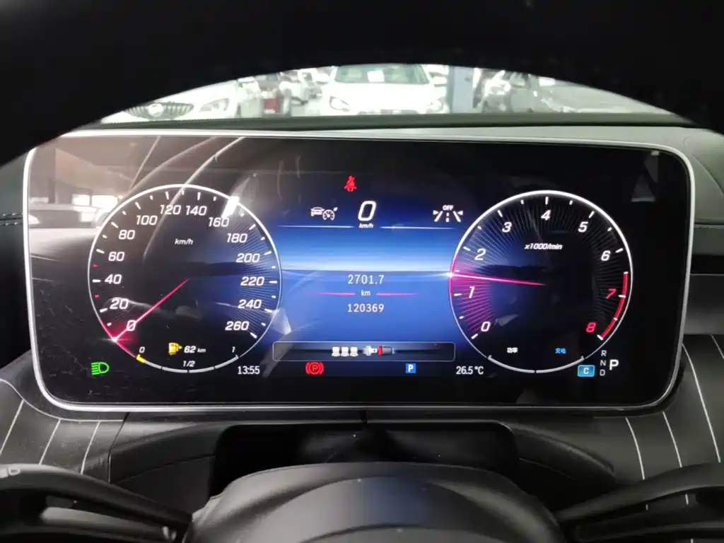 Mercedes-Benz C-Class — миниатюра 12