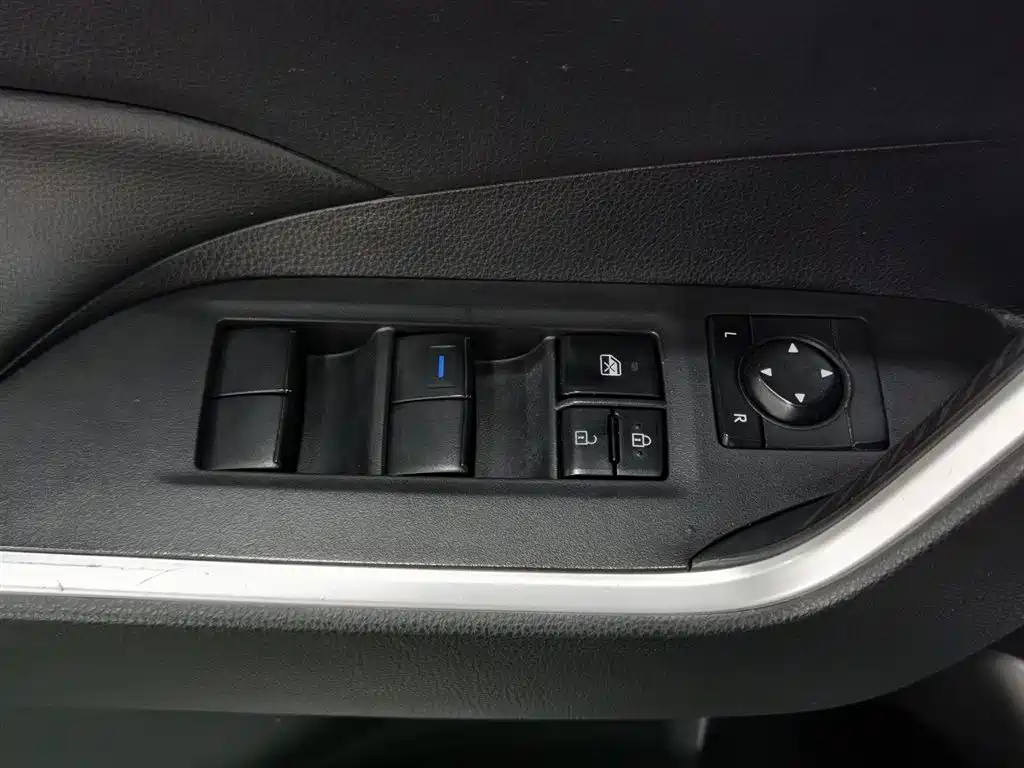 Toyota RAV4 2022 2.0L CVT