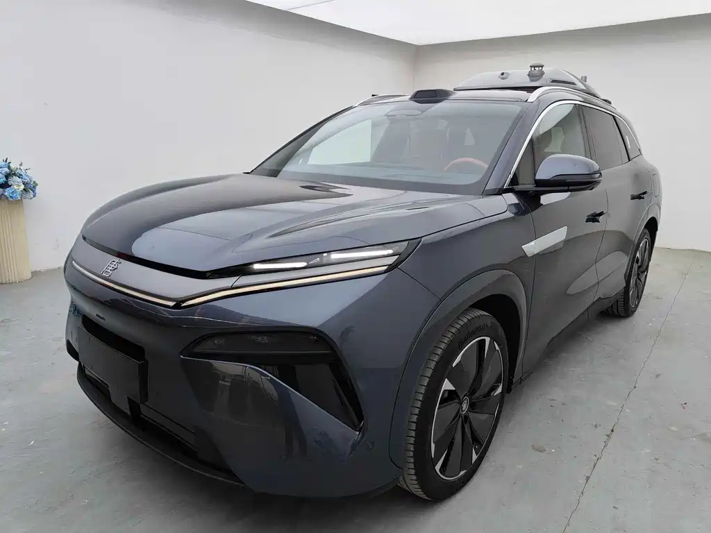 2025 BYD Tang - zdjęcie 1 z 9