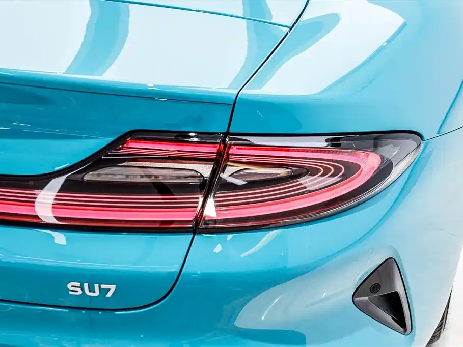 XIAOMI CAR XIAOMI SU7