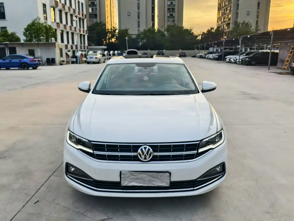 Volkswagen Bora — миниатюра 2
