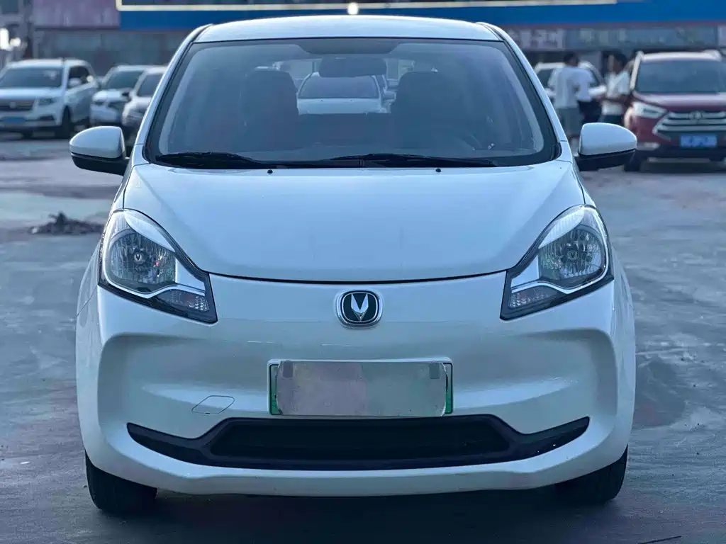 Changan Benben E-Star — миниатюра 2