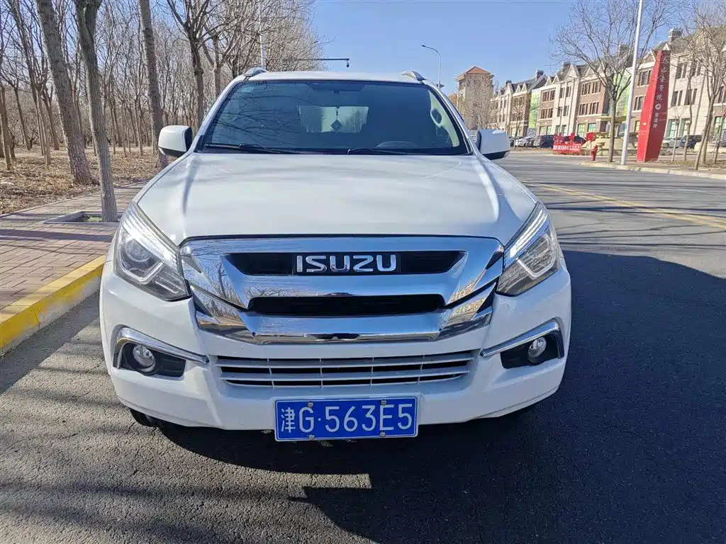 ISUZU MU X SHEPHERD RANGER