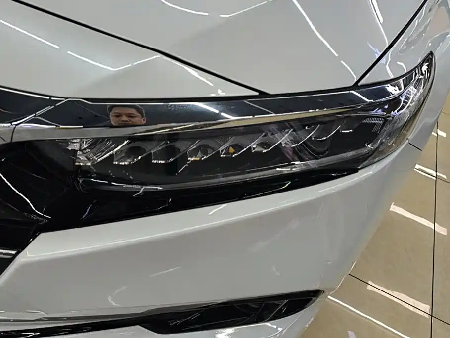 Honda Accord — миниатюра 5