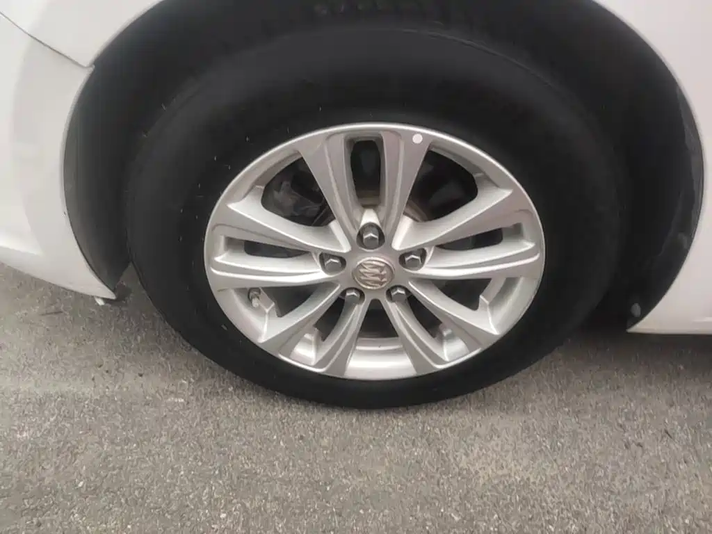 Buick Excelle — миниатюра 23