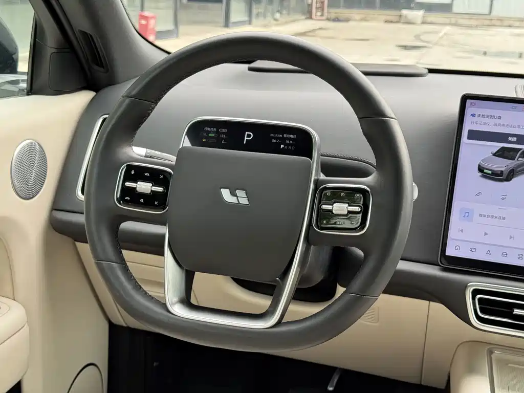 Li Auto Li L8 — миниатюра 9