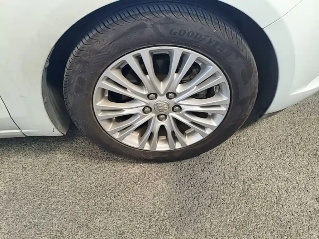 Buick Excelle — миниатюра 12