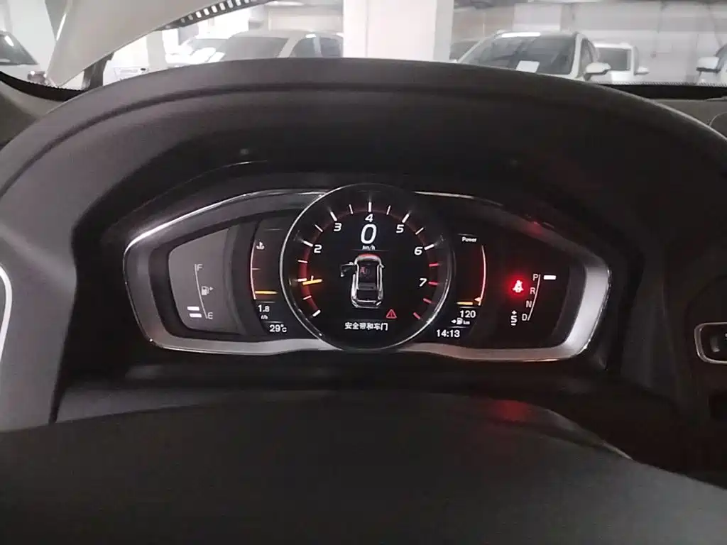 Volvo XC60 — миниатюра 8
