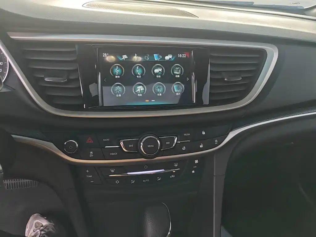 Buick Excelle — миниатюра 13