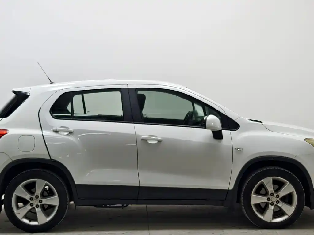Chevrolet Trax — миниатюра 8